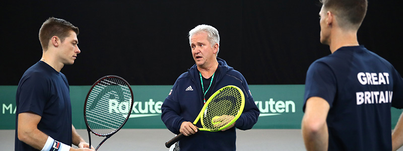 Louis Cayer coaching GB doubles players